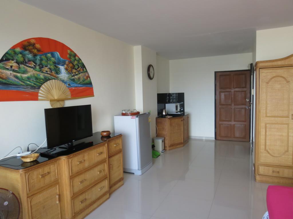 View Talay 1B Serviced Apartments Pattaya Room photo